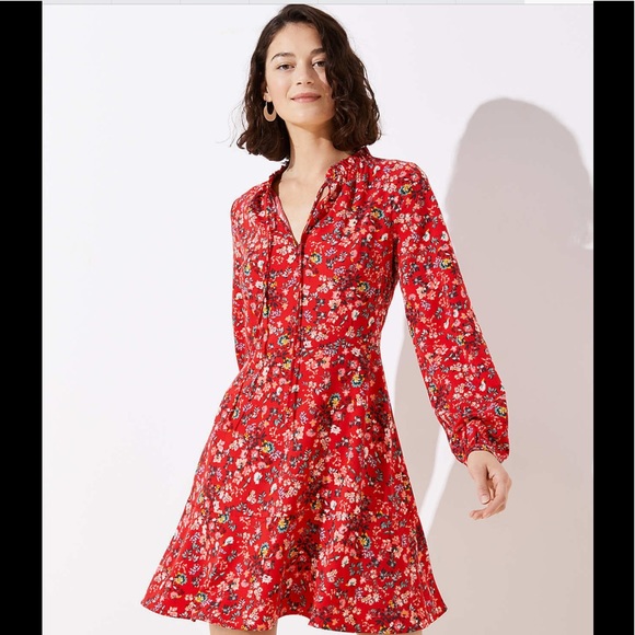 LOFT Dresses & Skirts - LOFT SIZE 8 PIMROSE TIE NECK LS FLARE DRESS